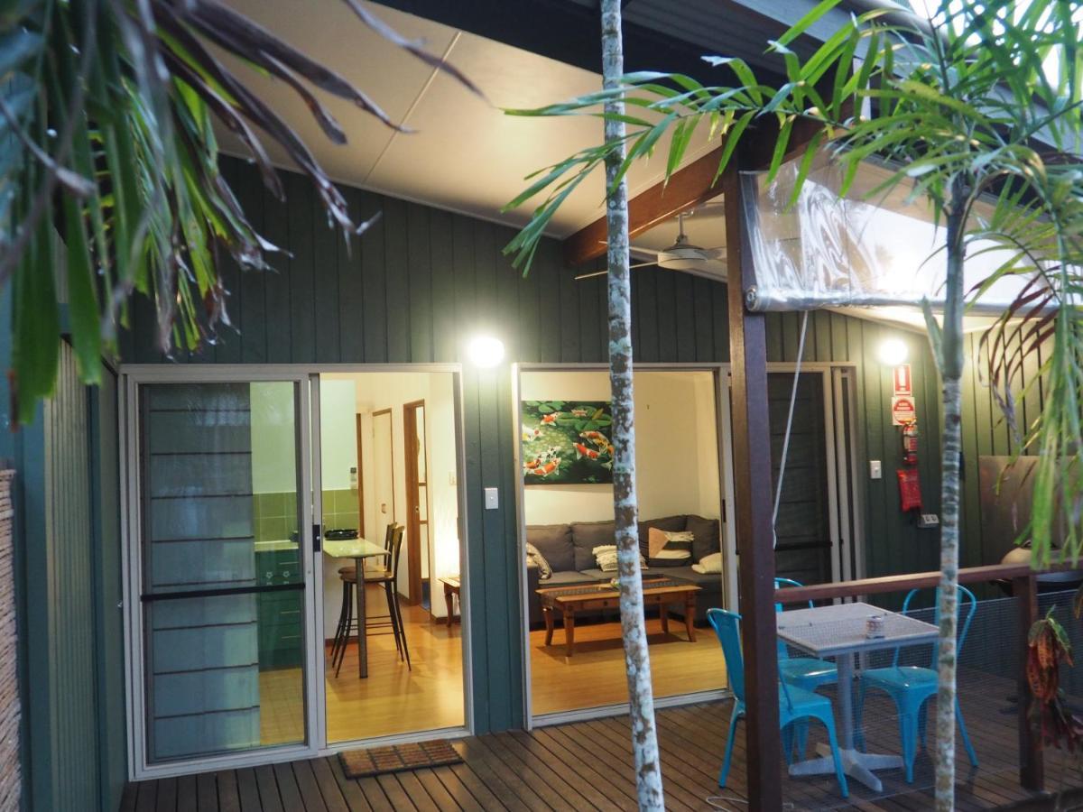 Cassawong Cottages Mission Beach Exterior photo